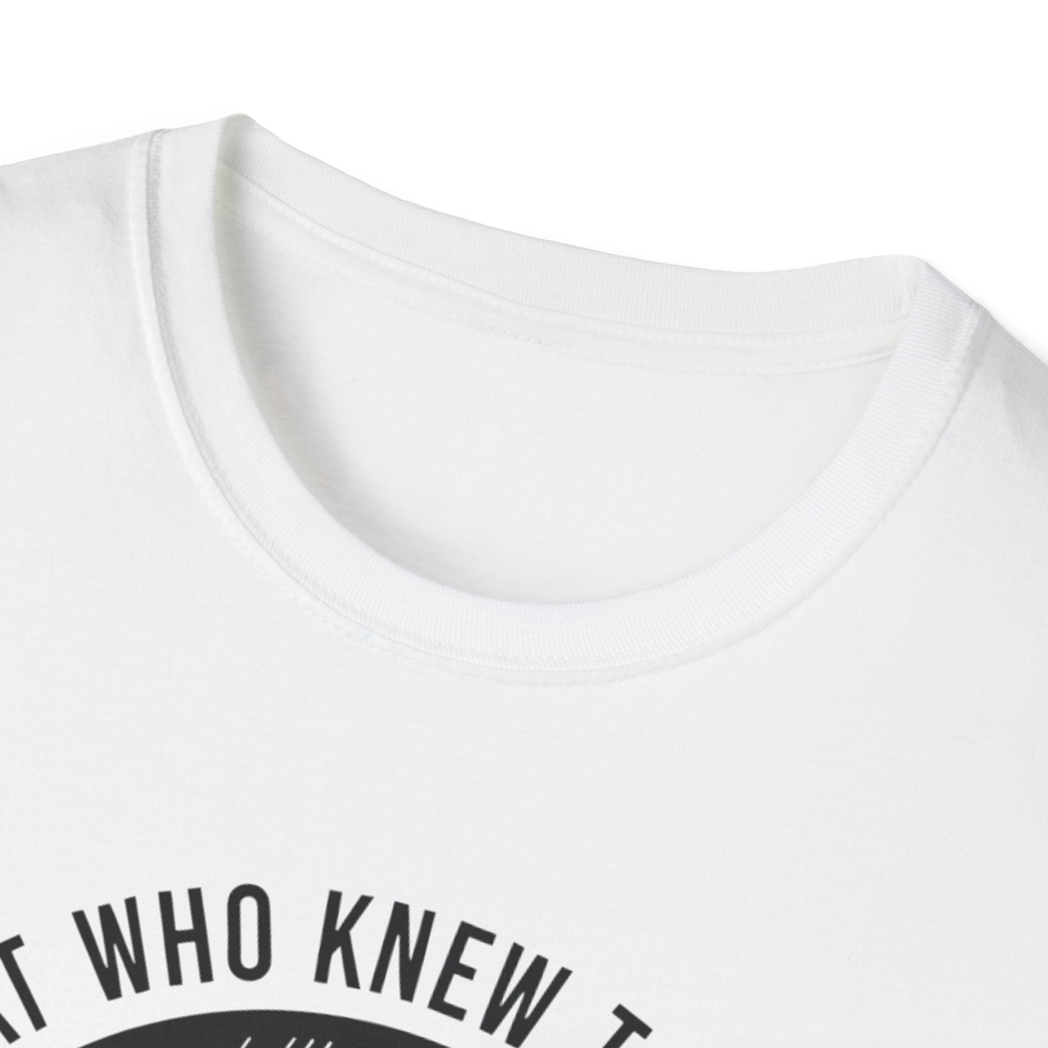 The Cat Who Knew Too Much  - T-Shirt