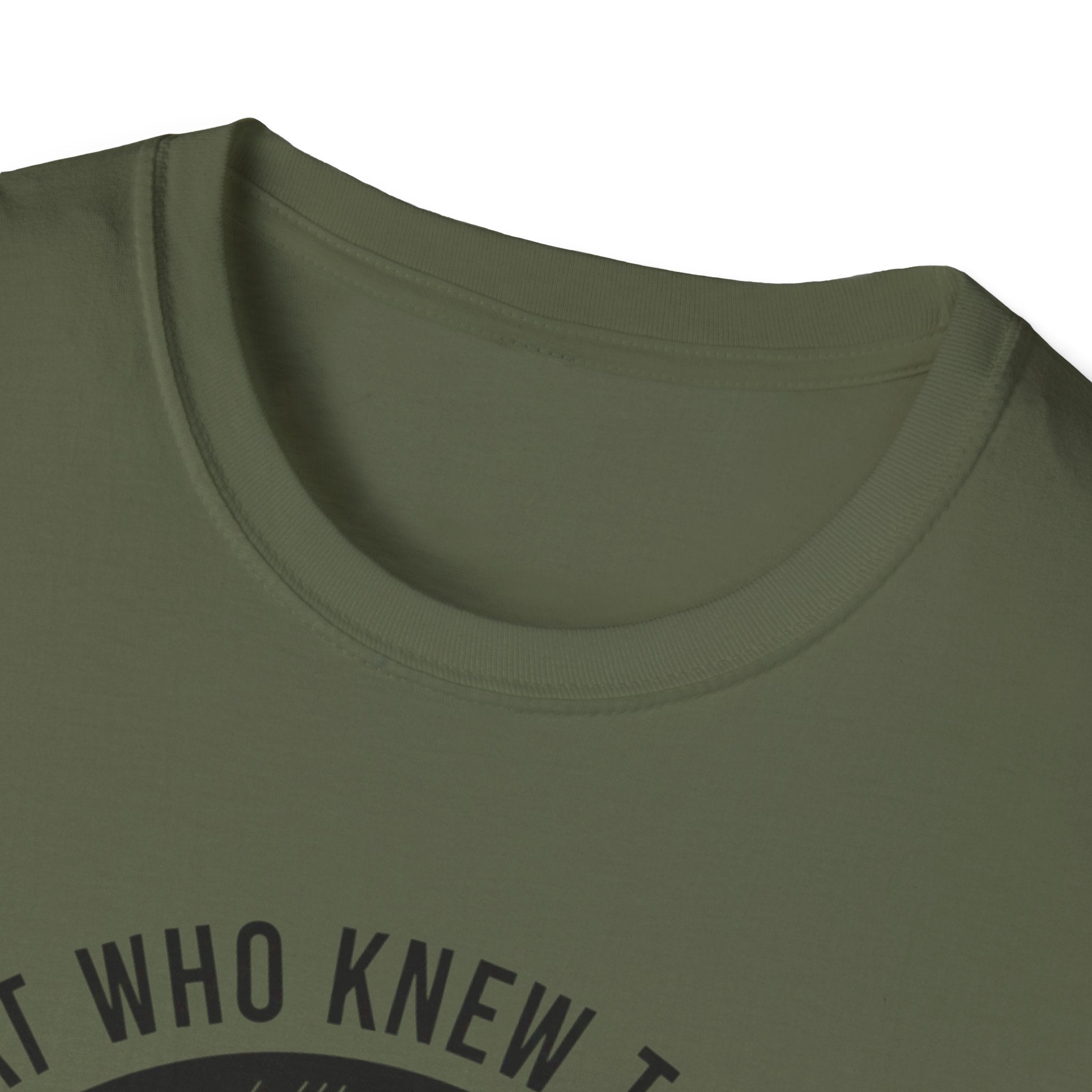 The Cat Who Knew Too Much  - T-Shirt