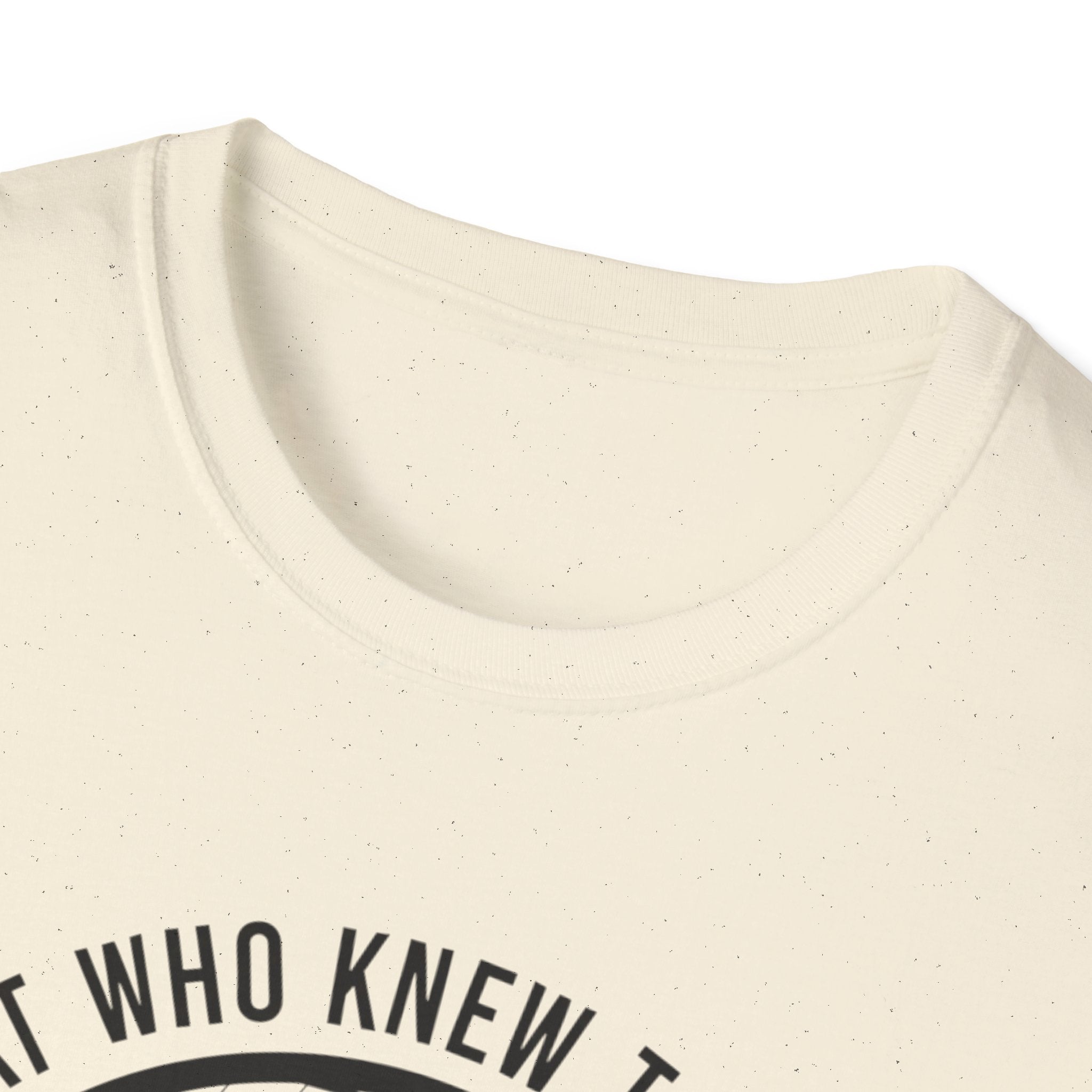 The Cat Who Knew Too Much  - T-Shirt