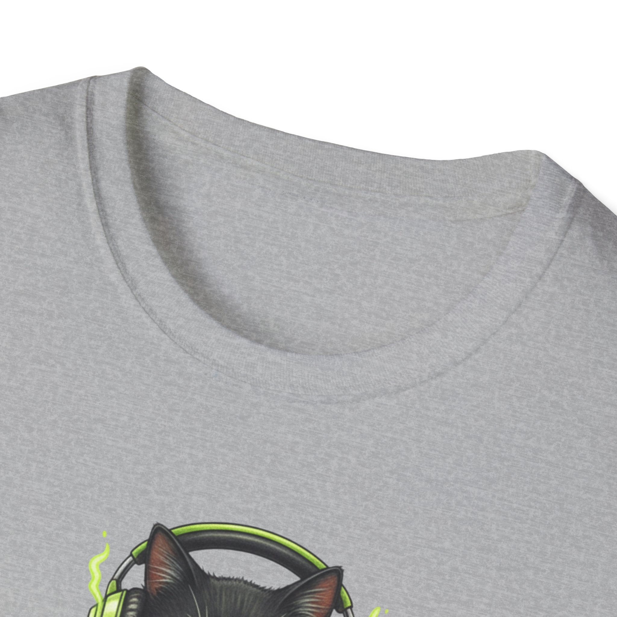 Cute Gamer Cat - T-Shirt